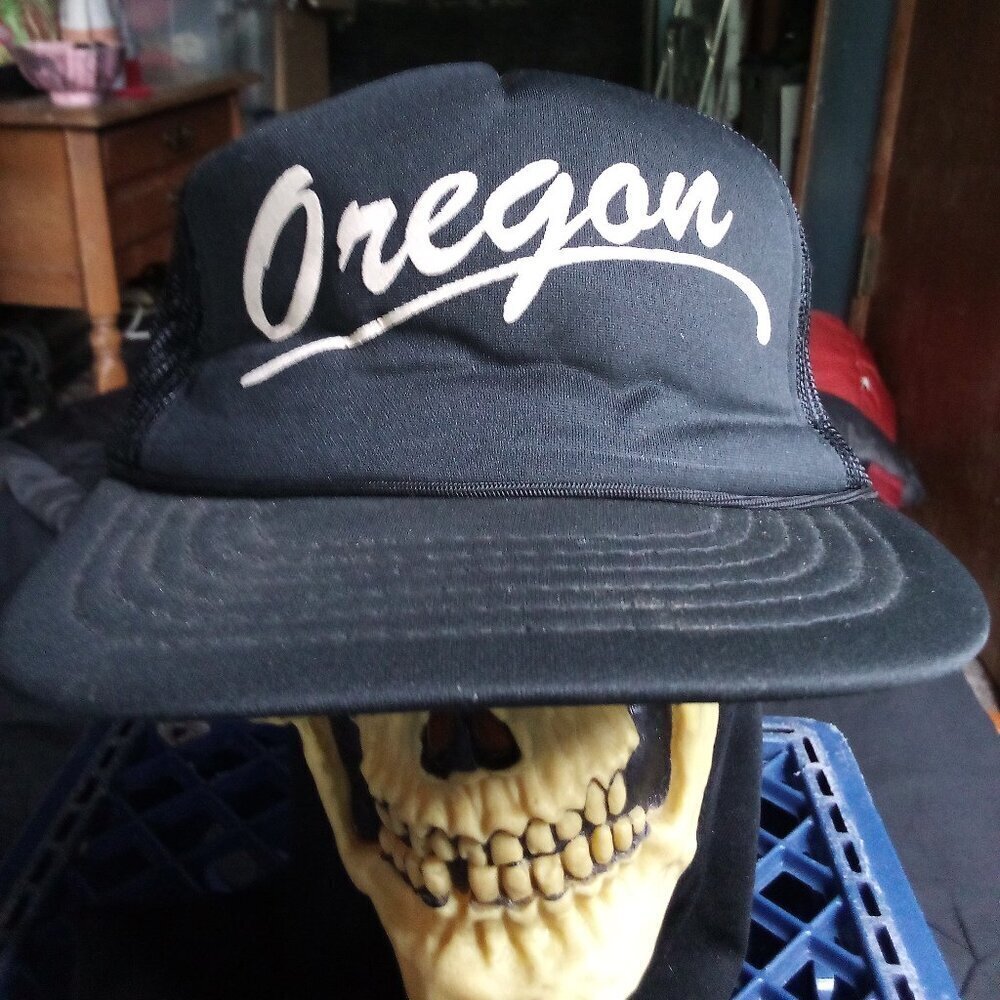 Deadstock Vintage Oregon Script Spell Out Snap Trucker Hat Cap